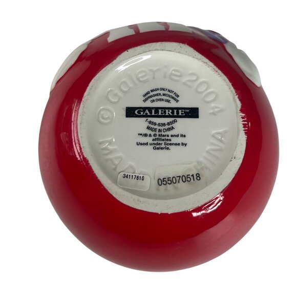 M&M Ceramic Candy Bowl 2004 Kiss Me Valentines Theme Collectible Red - Picture 6 of 7